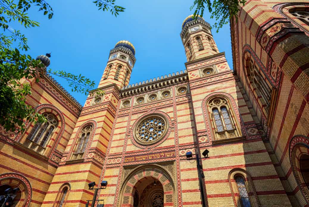 grande synagogue que faire budapest grande synagogue que faire budapest
