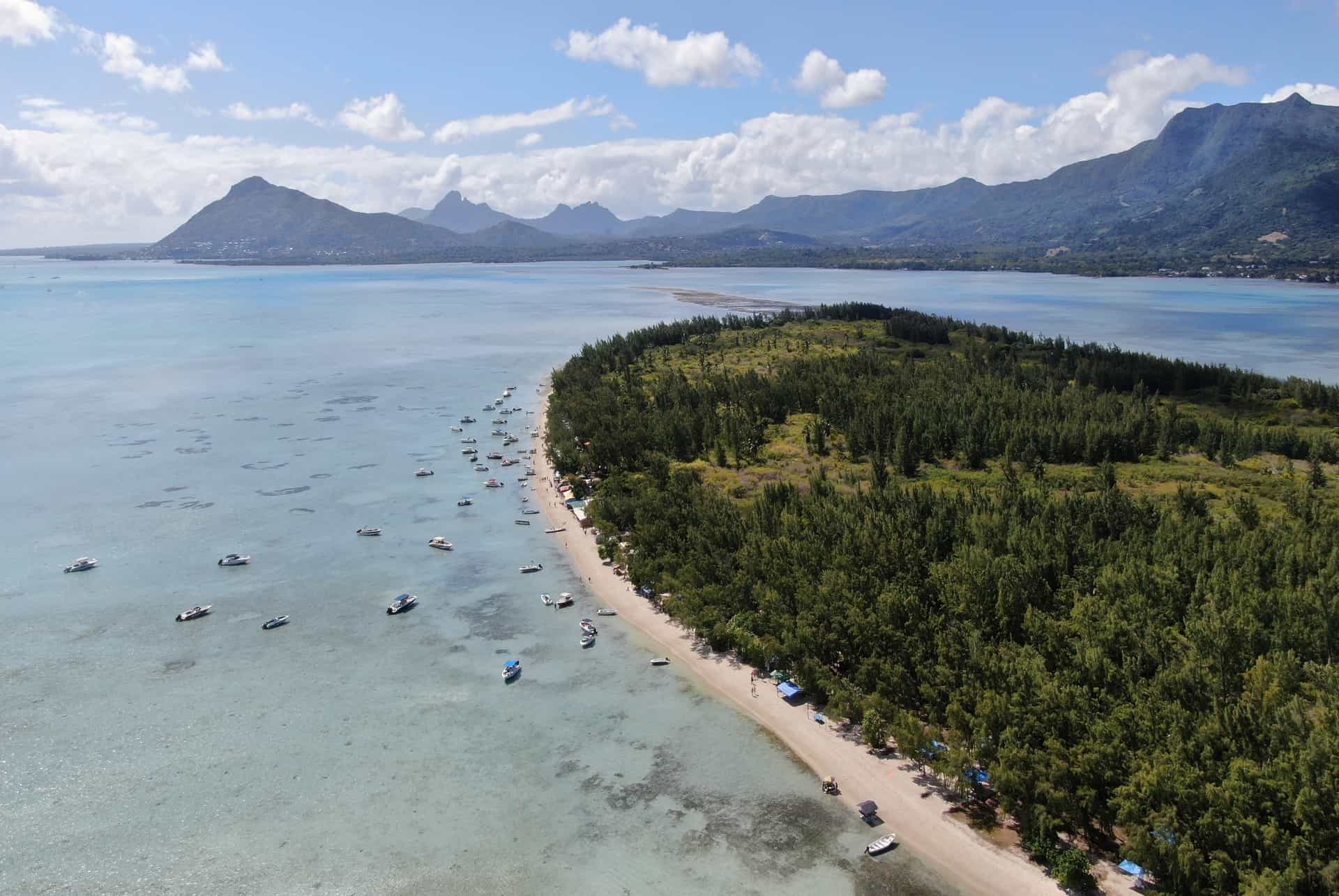 ile aux benitiers ile aux benitiers