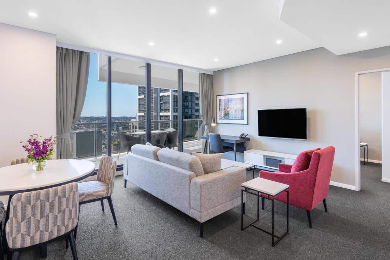 meriton meriton