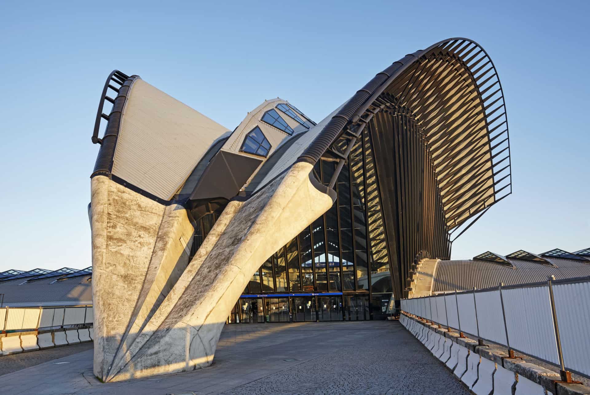 ou se garer a l'aeroport de lyon ou se garer a l'aeroport de lyon