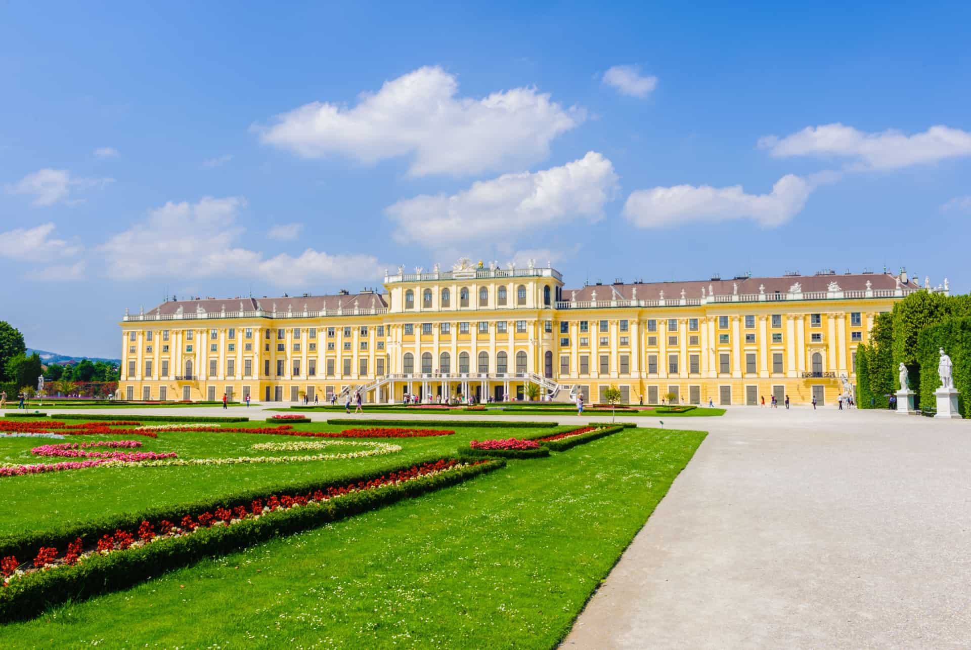 chateau de schonbrunn chateau de schonbrunn