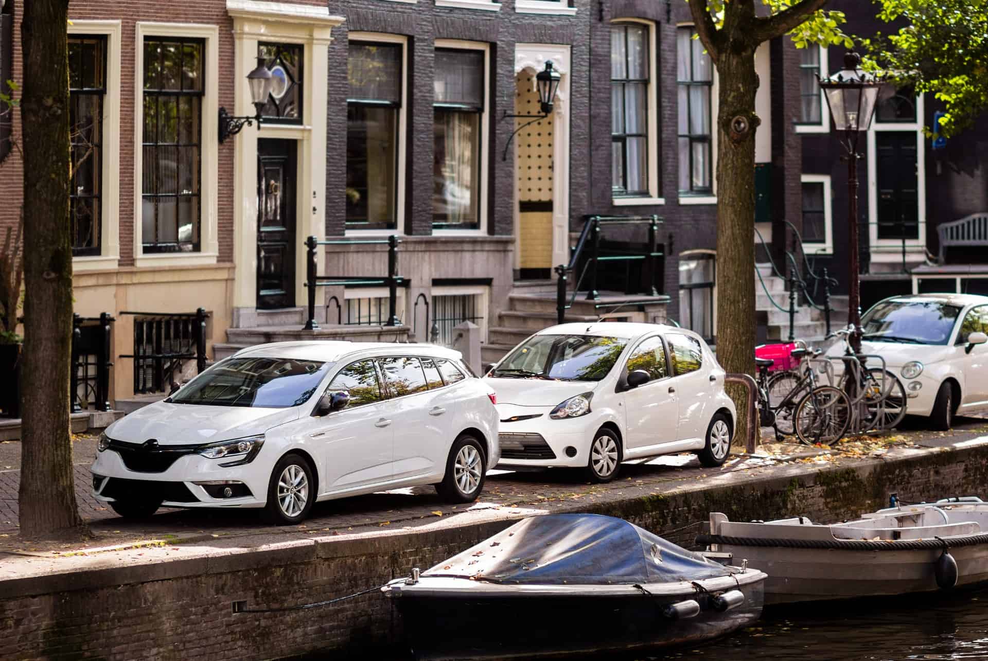 voiture bord du canal amsterdam voiture bord du canal amsterdam