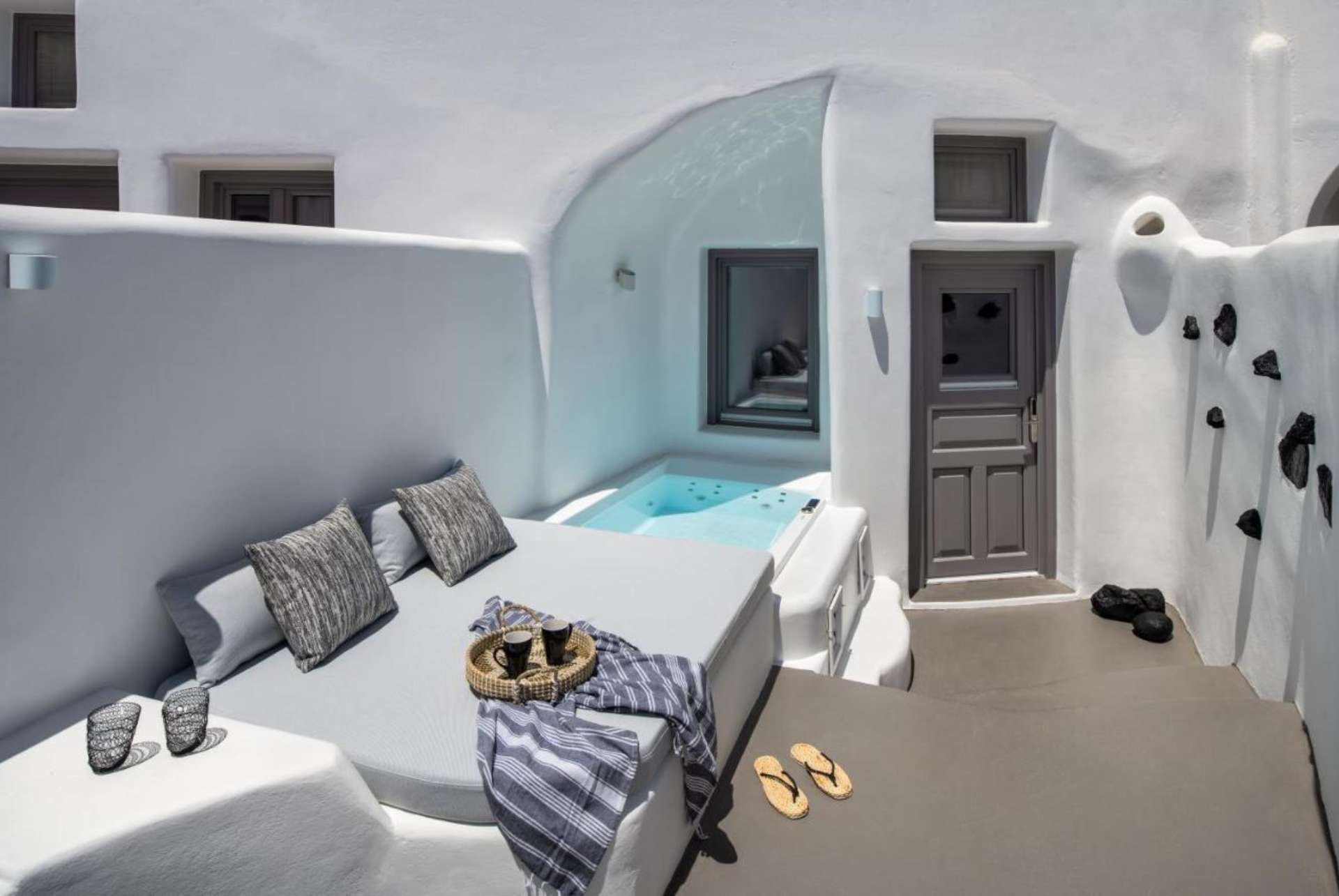 deep in cave suites santorini deep in cave suites santorini