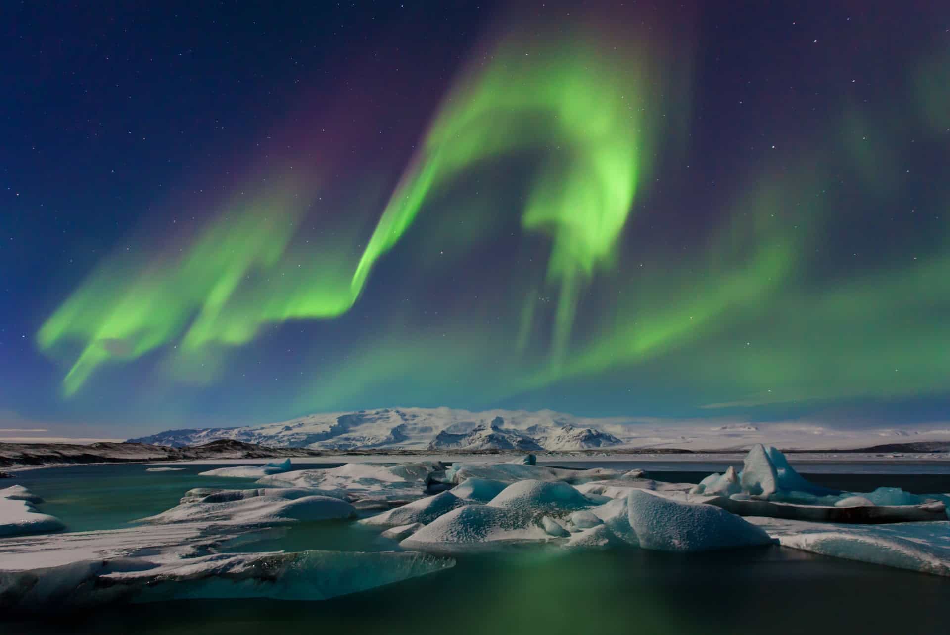glacier lagoon aurore boreale islande glacier lagoon aurore boreale islande