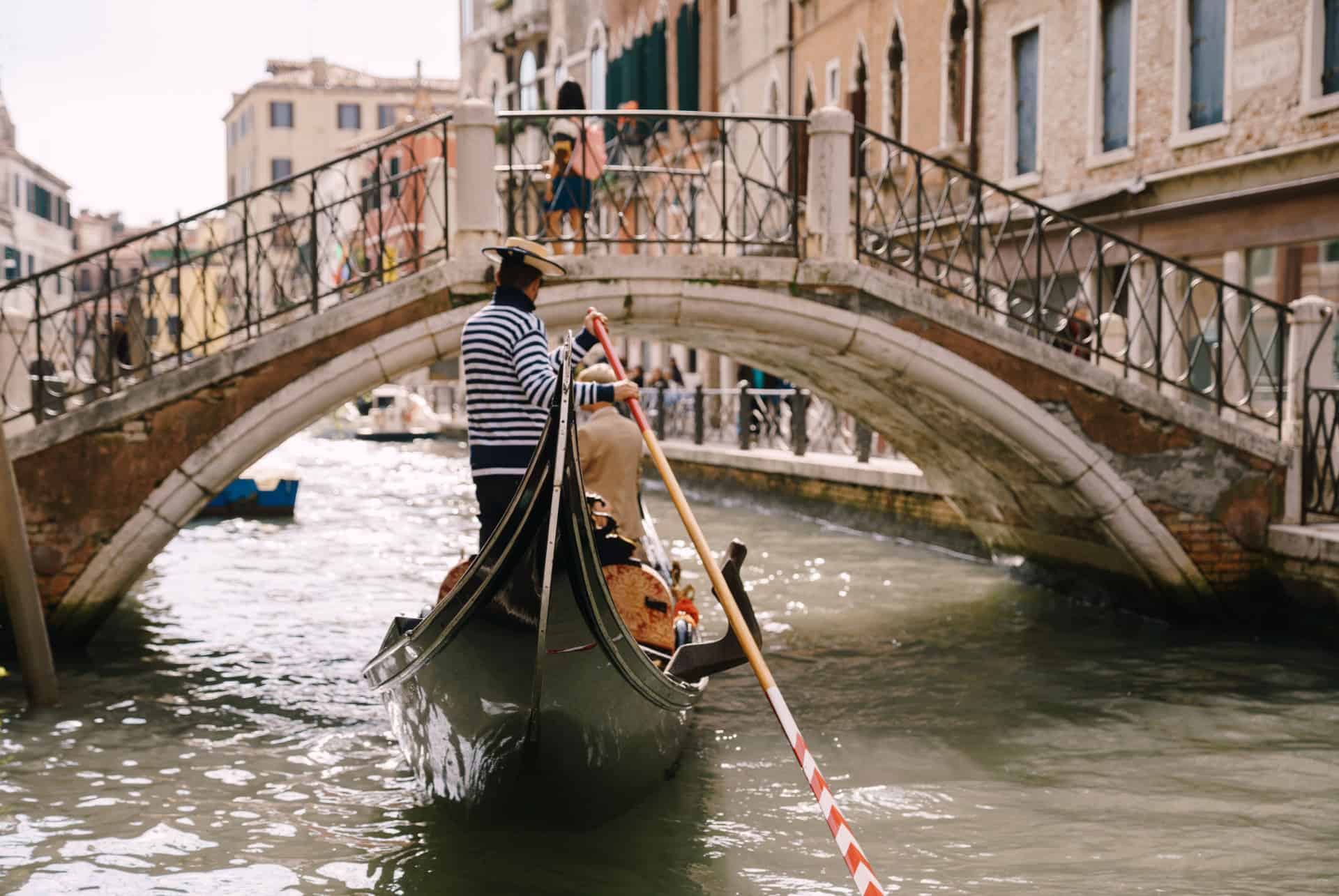 gondole a venise en mars gondole a venise en mars
