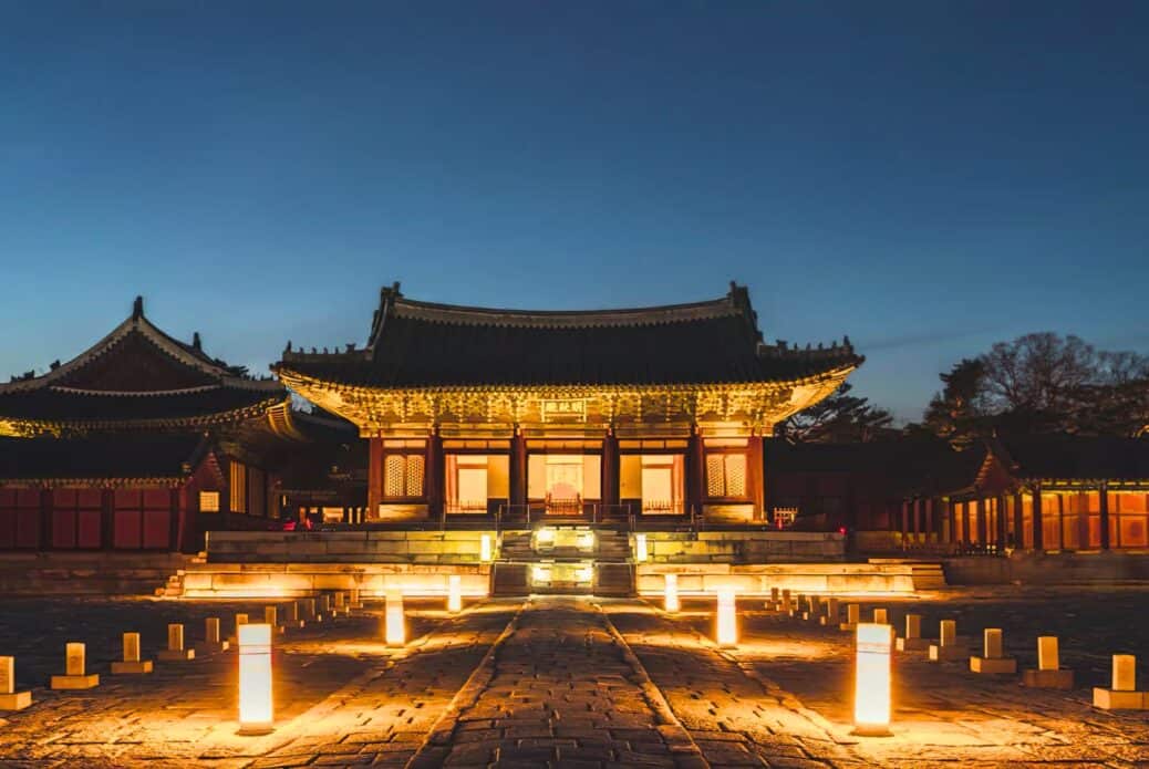 Visite guidée nocturne des palais, temples et marchés