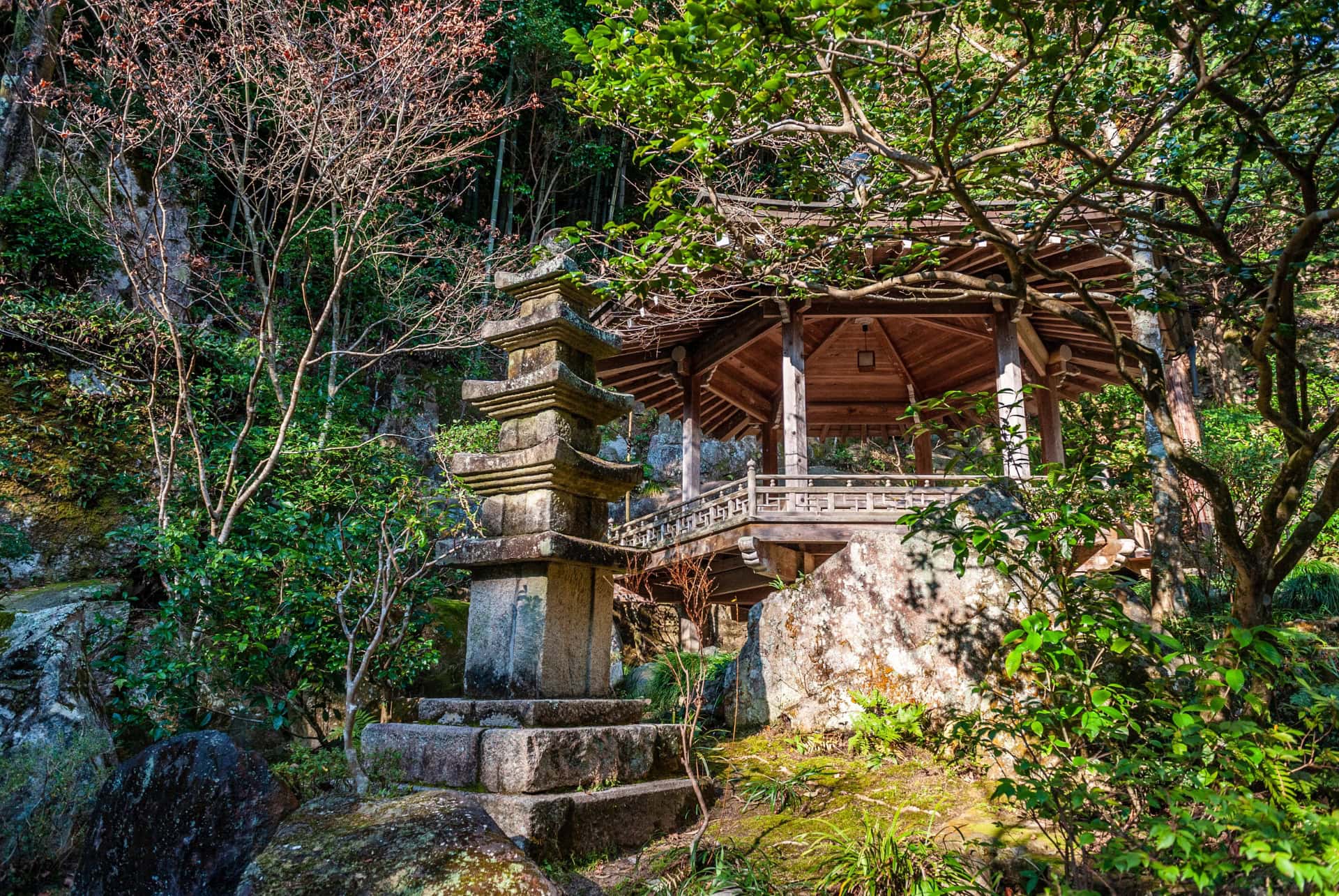 temple bouddhiste de mitaki dera a hiroshima temple bouddhiste de mitaki dera a hiroshima