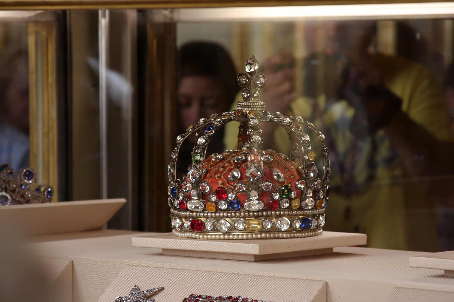 les joyaux de la couronne les joyaux de la couronne