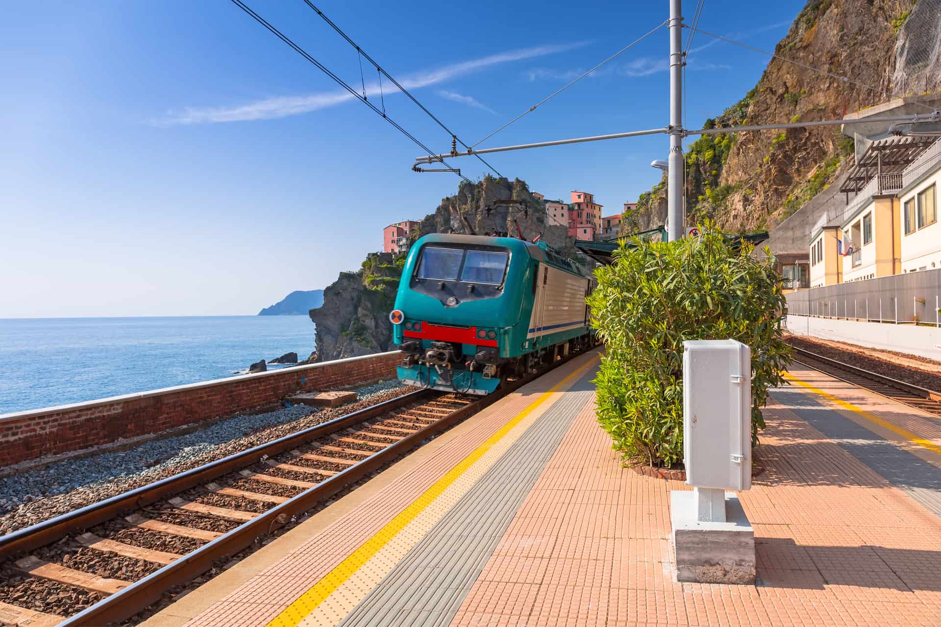 train dans les cinque terre