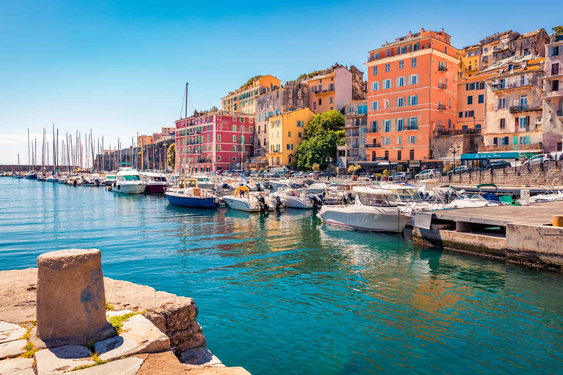 visiter la corse en catamaran