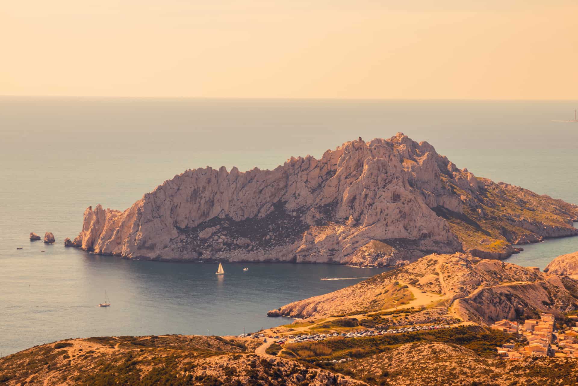 calanques coucher de soleil calanques coucher de soleil