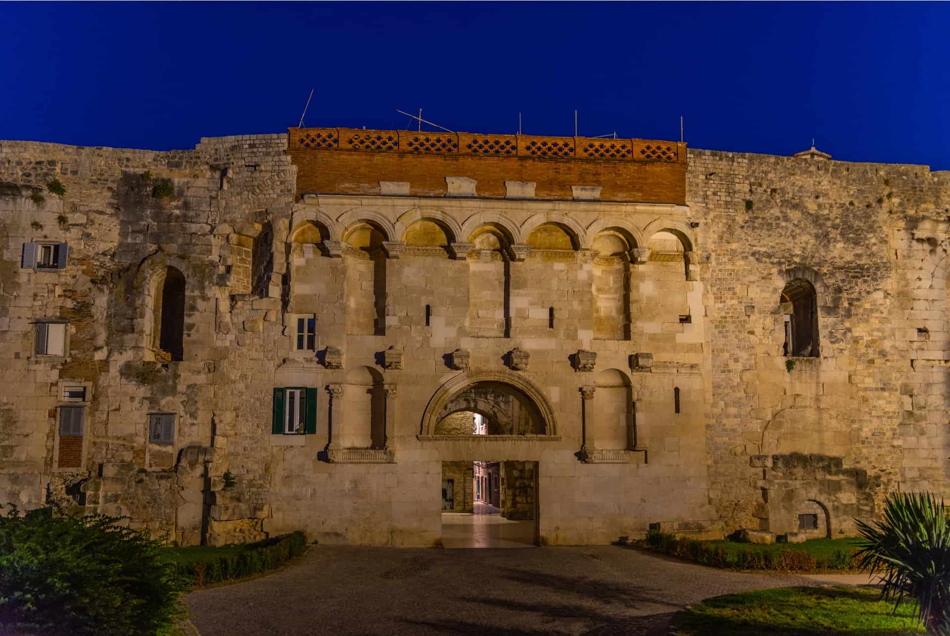 porte d'or split porte d'or split