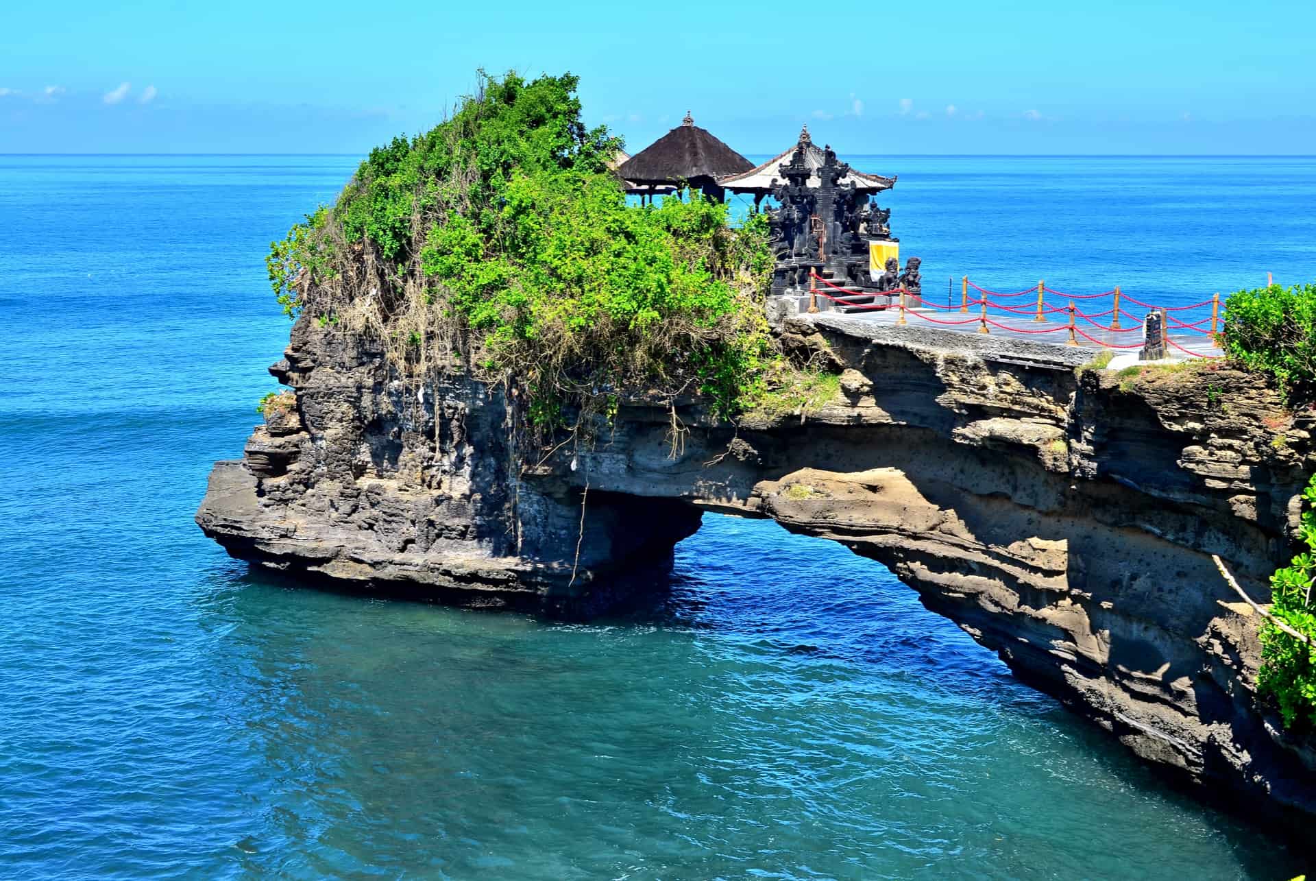 temple tanah lot