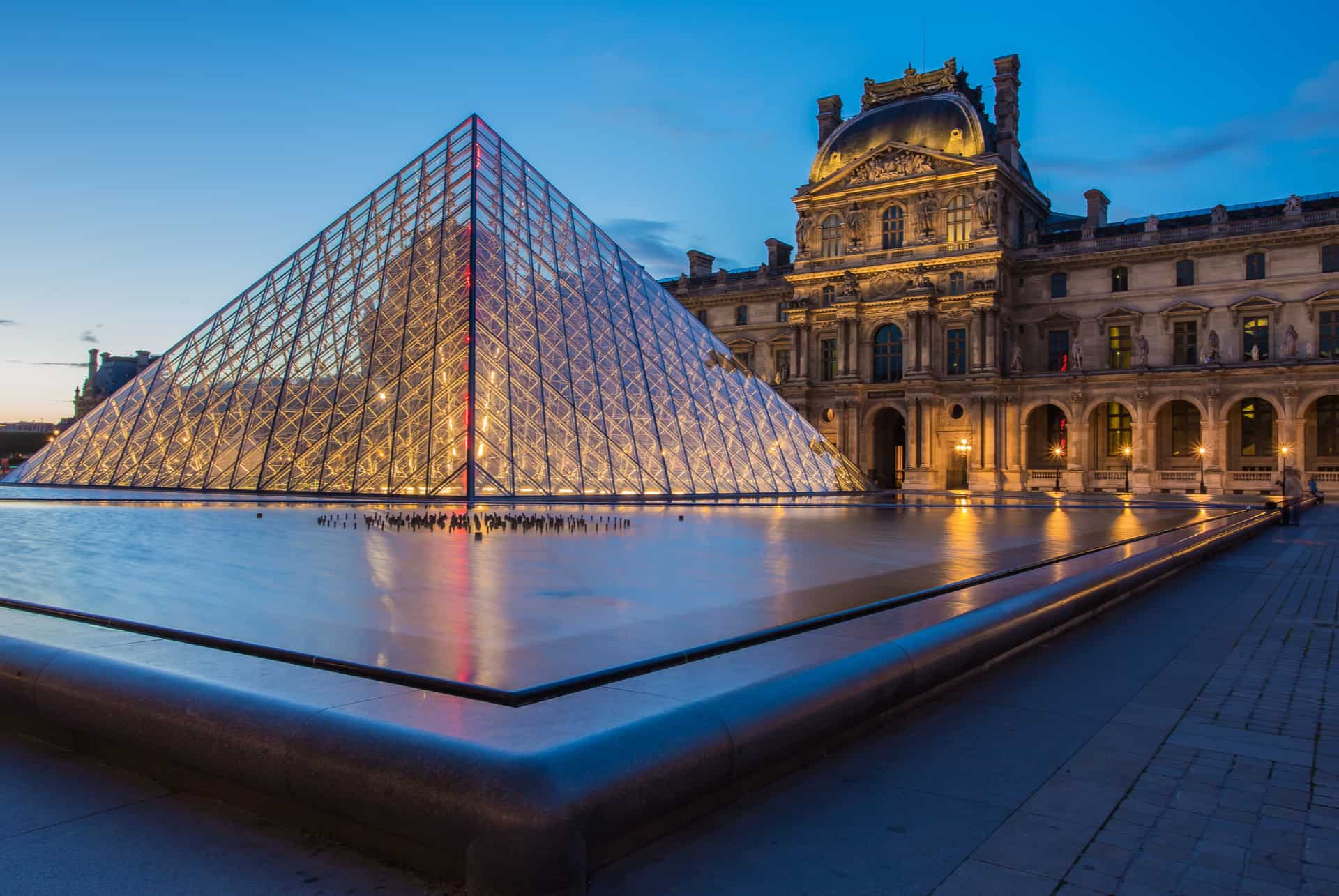 pyramide du louvre musees paris pyramide du louvre musees paris