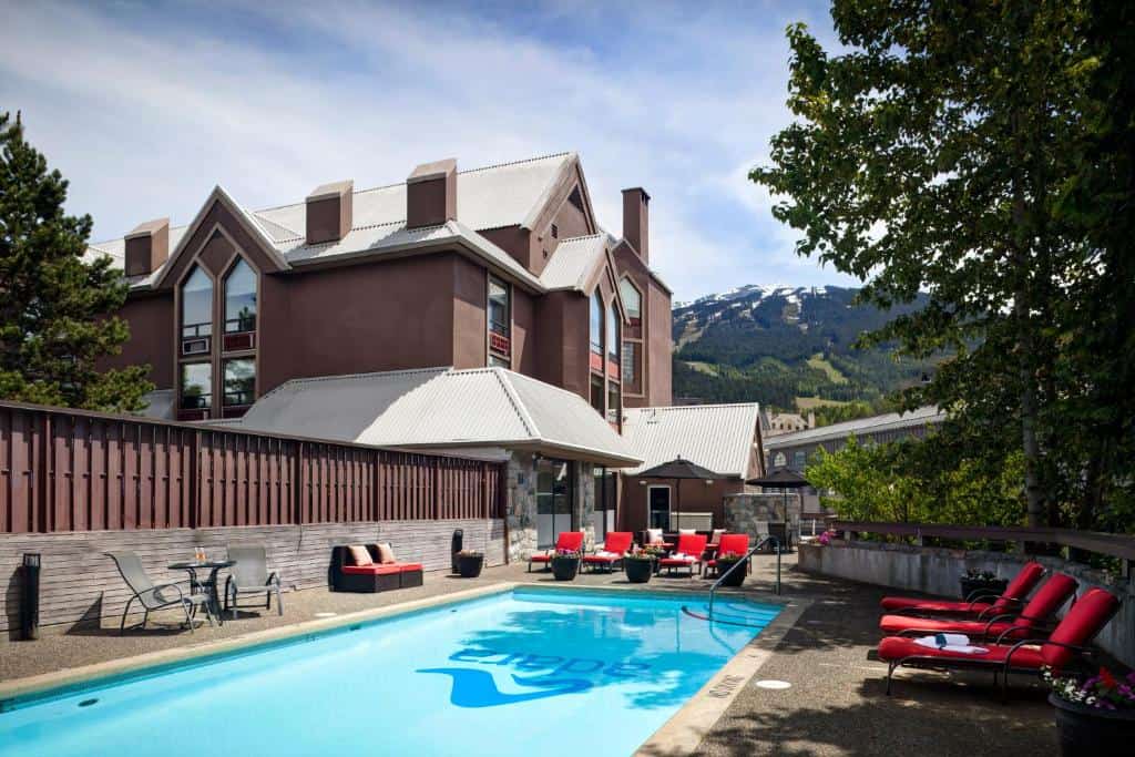 piscine adara whistler