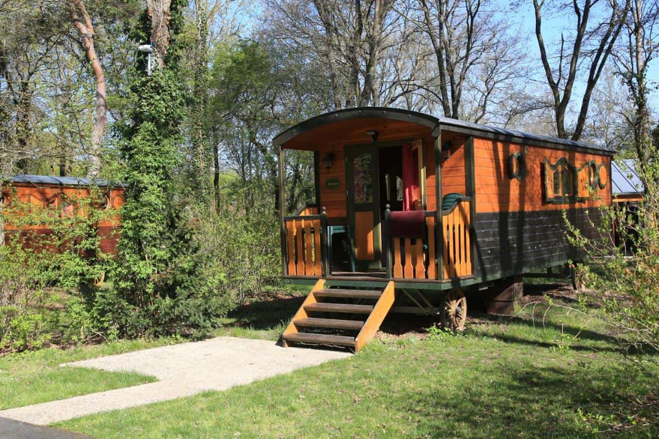 roulotte logement roulotte hébergement insolite en île-de-france