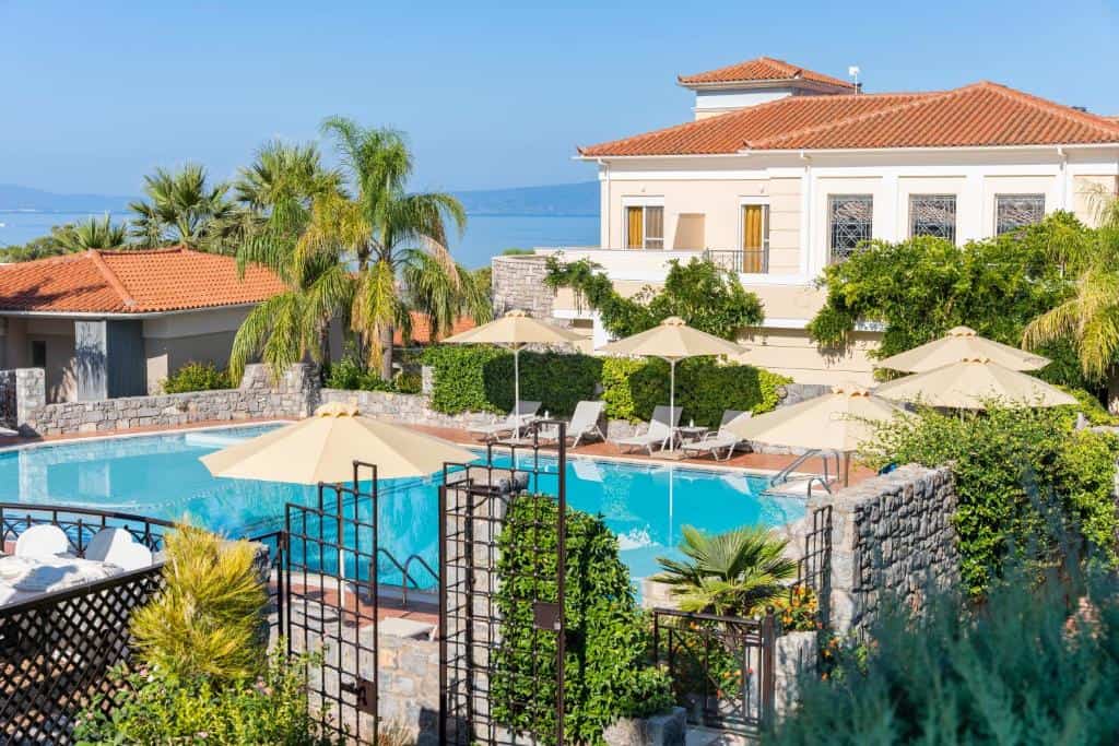piscine akti taygetos piscine akti taygetos