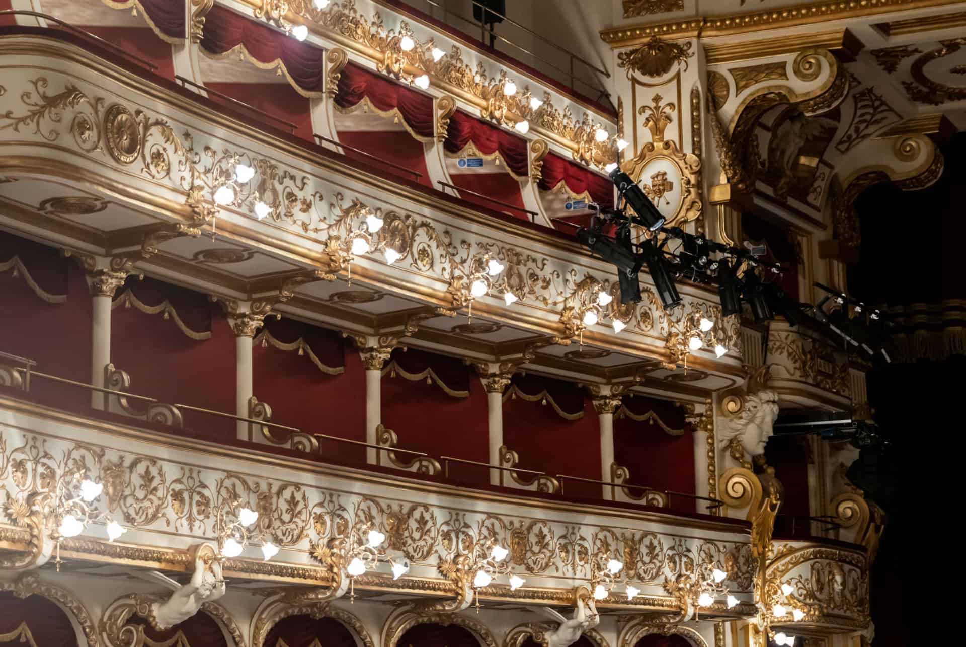 theatre petruzzelli interieur theatre petruzzelli interieur
