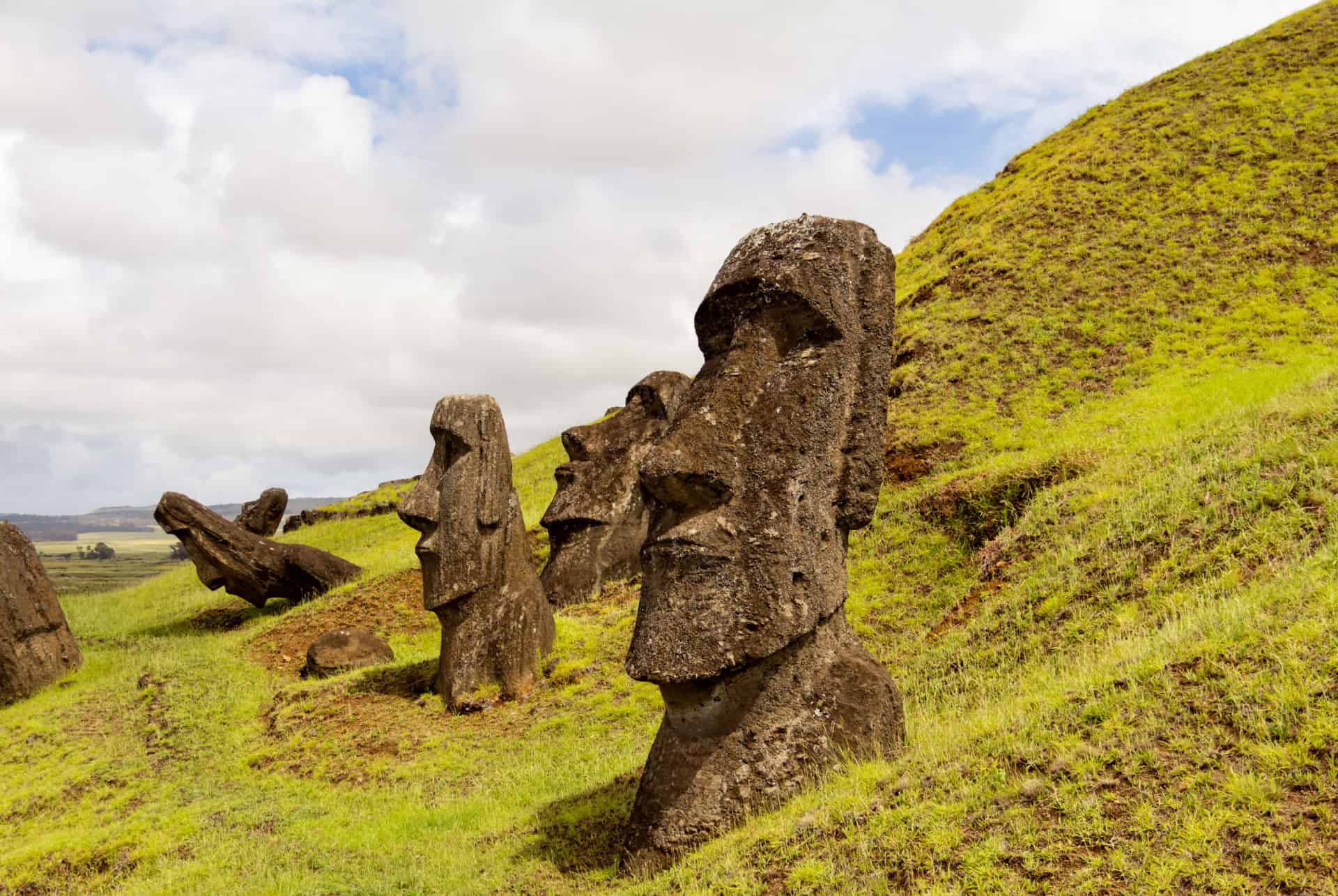 moais ile de paques