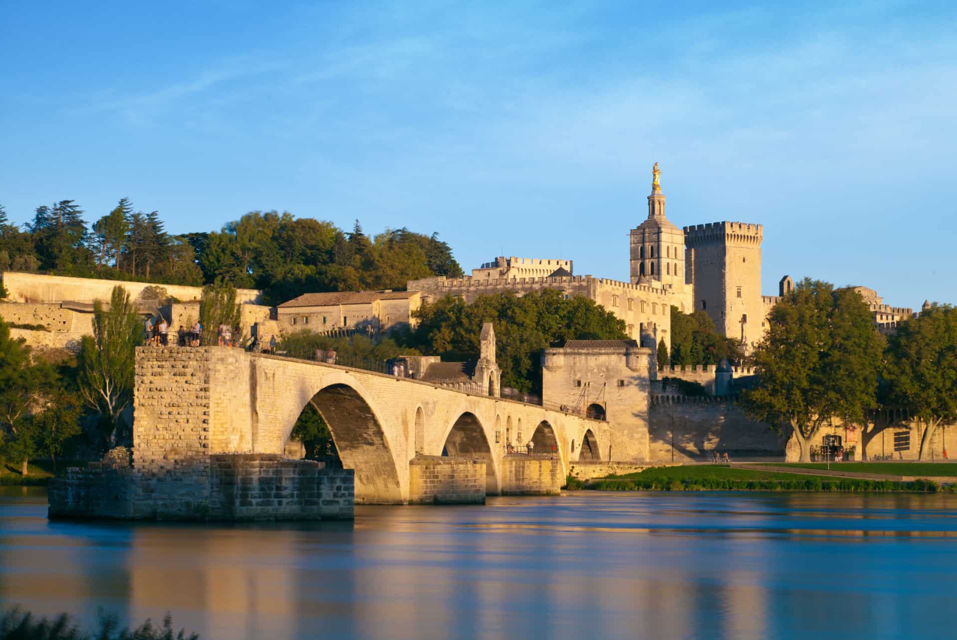 week end avignon week end avignon