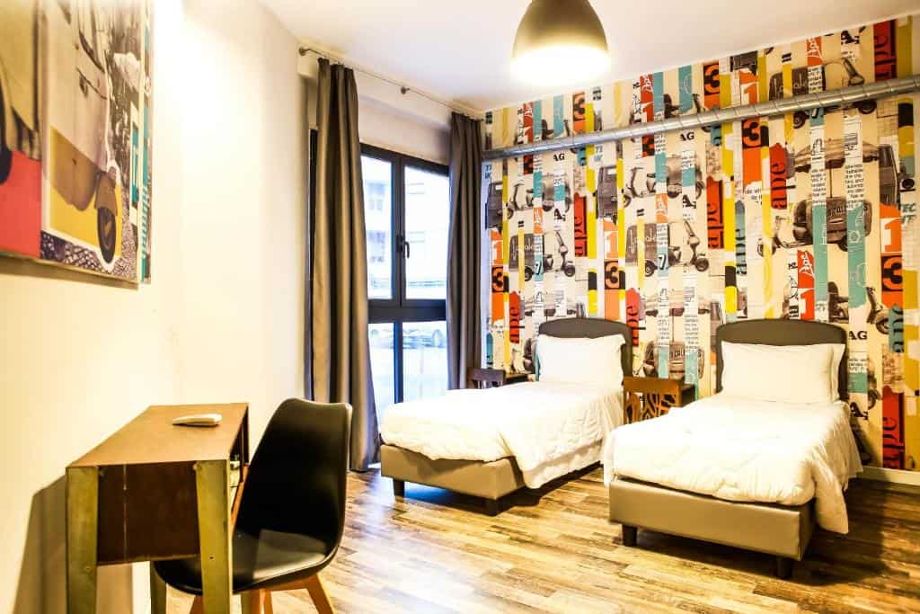 hostel trastevere dormir rome