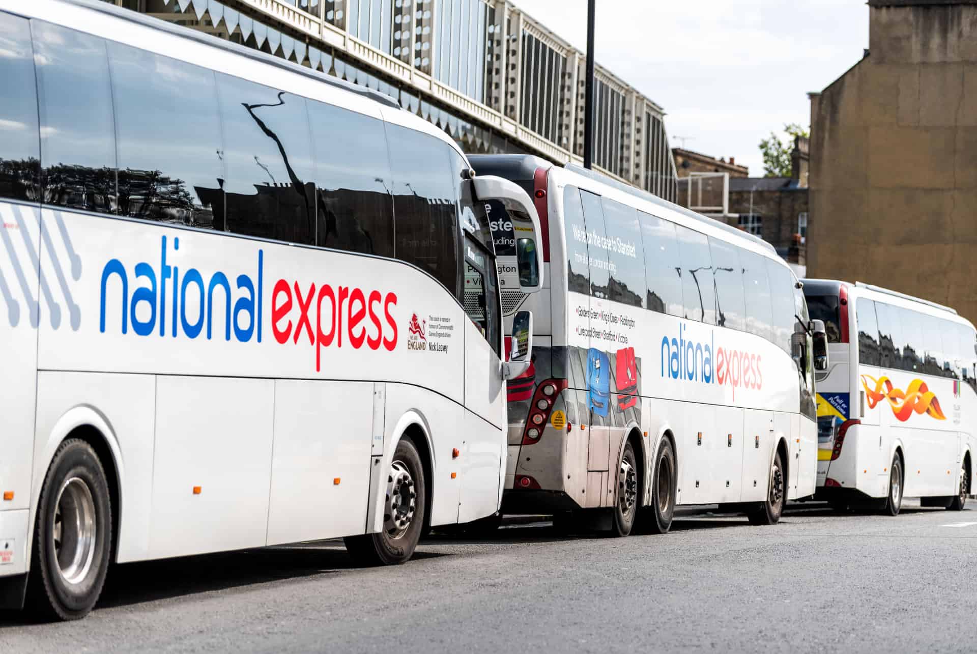 bus national express bus national express