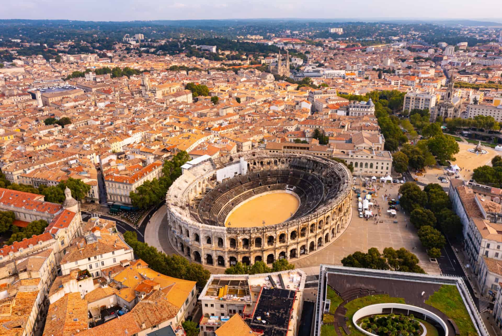 arene de nimes que faire dans le languedoc-roussillon arene de nimes