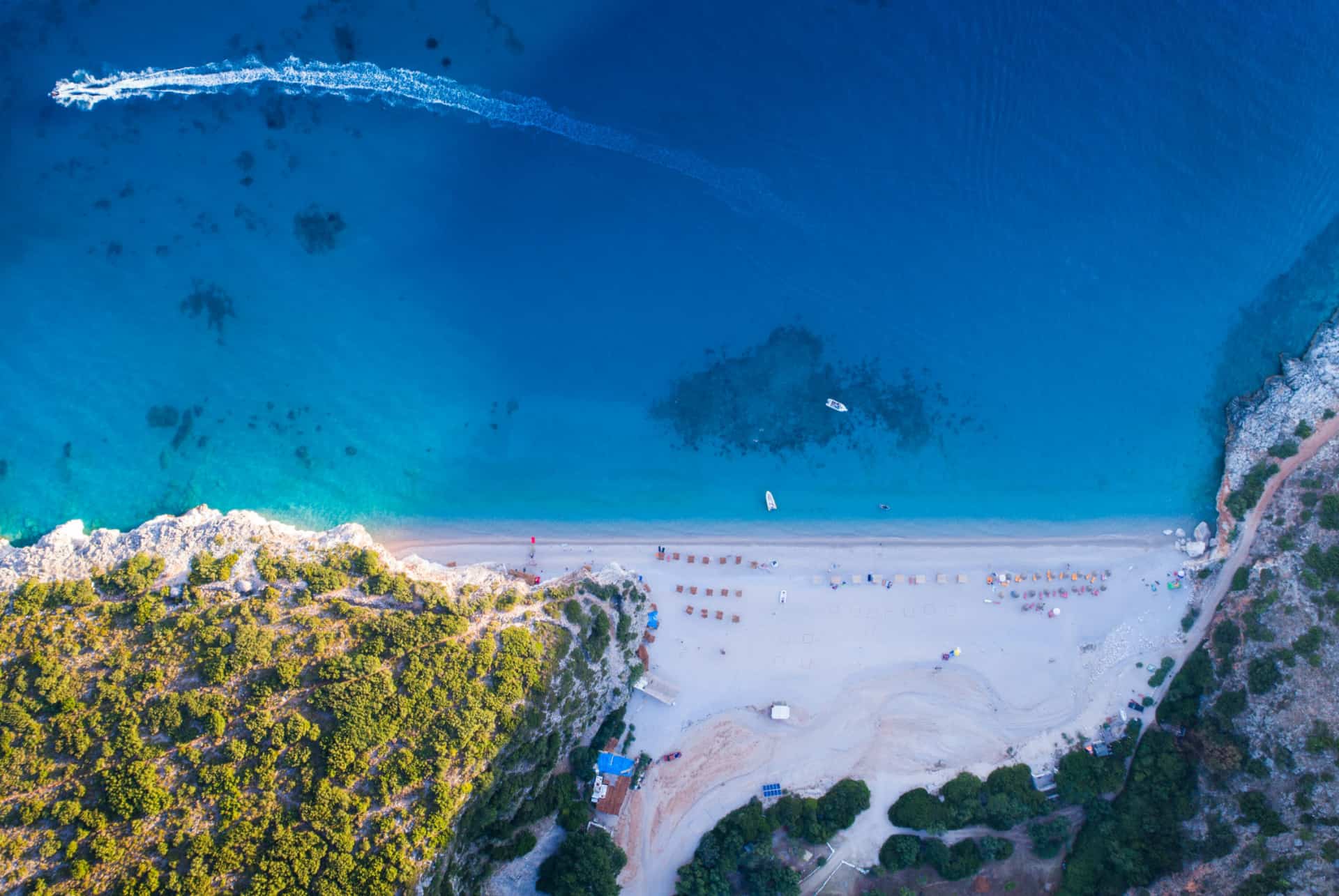 plage de gjipe