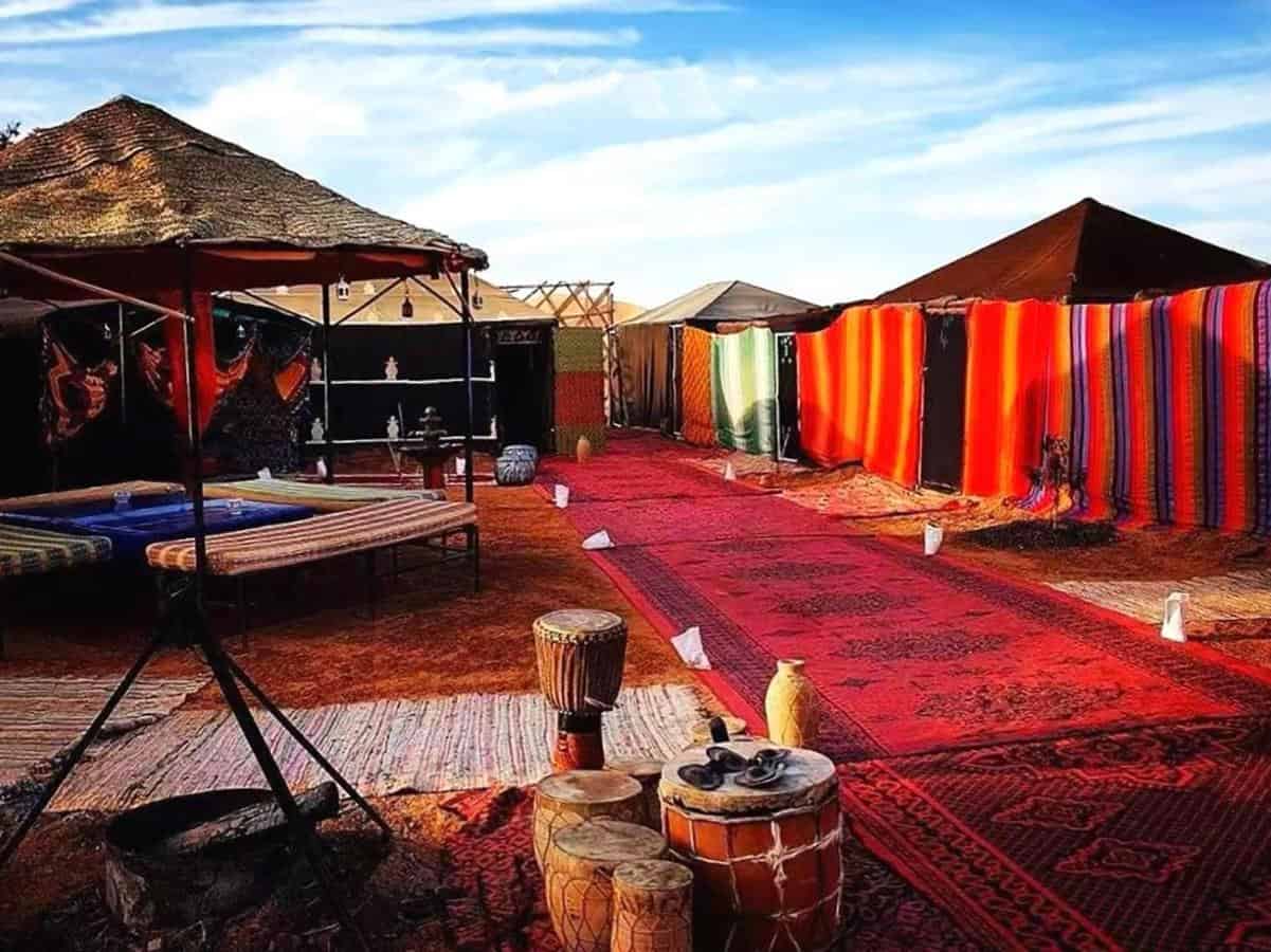 desert berber fire camp exterieur