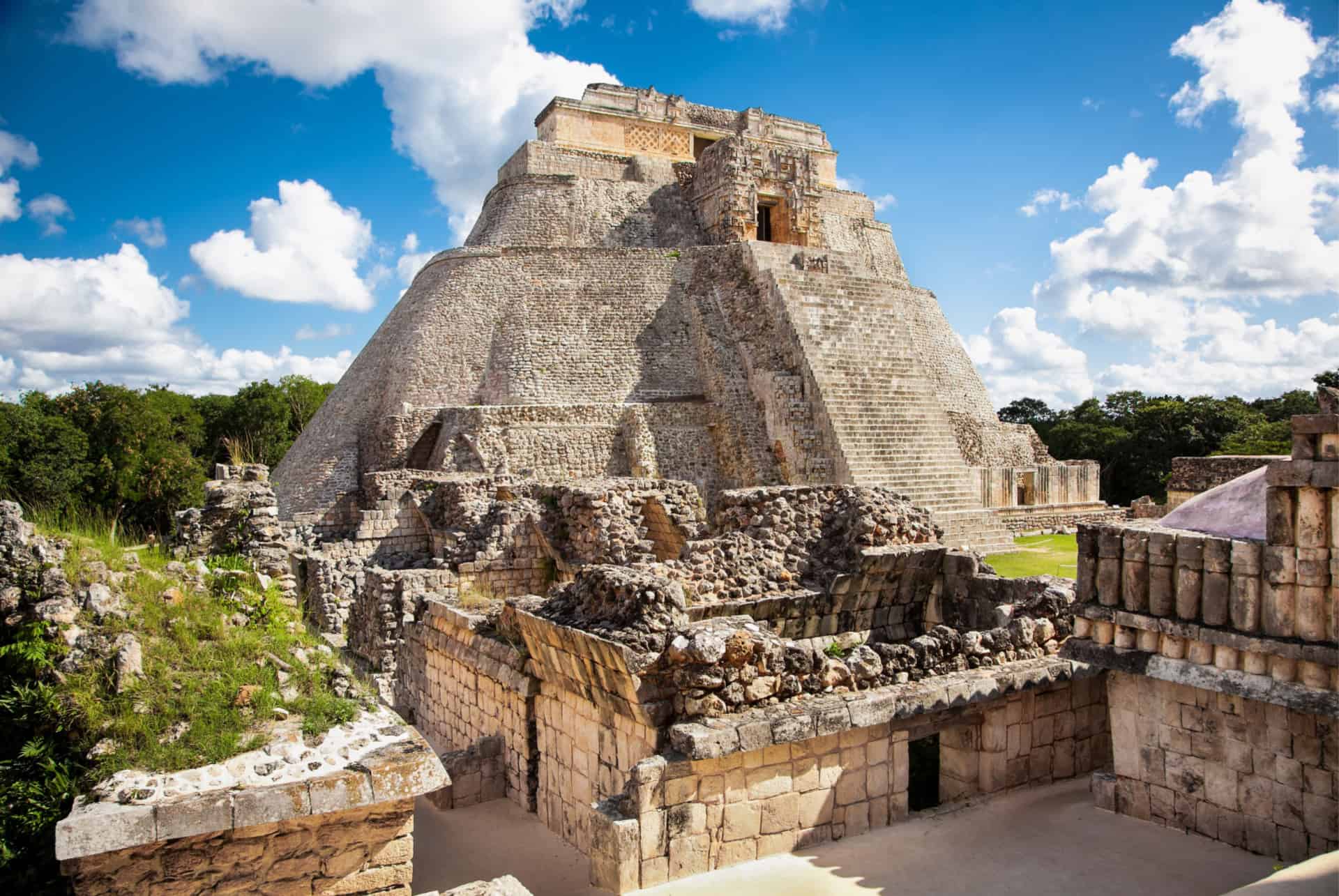 pyramide du devin uxmal