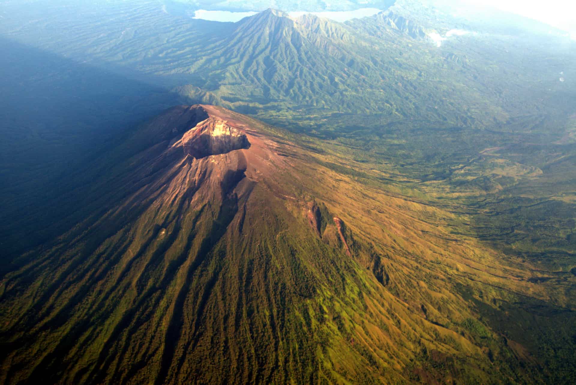 volcan agung volcan agung