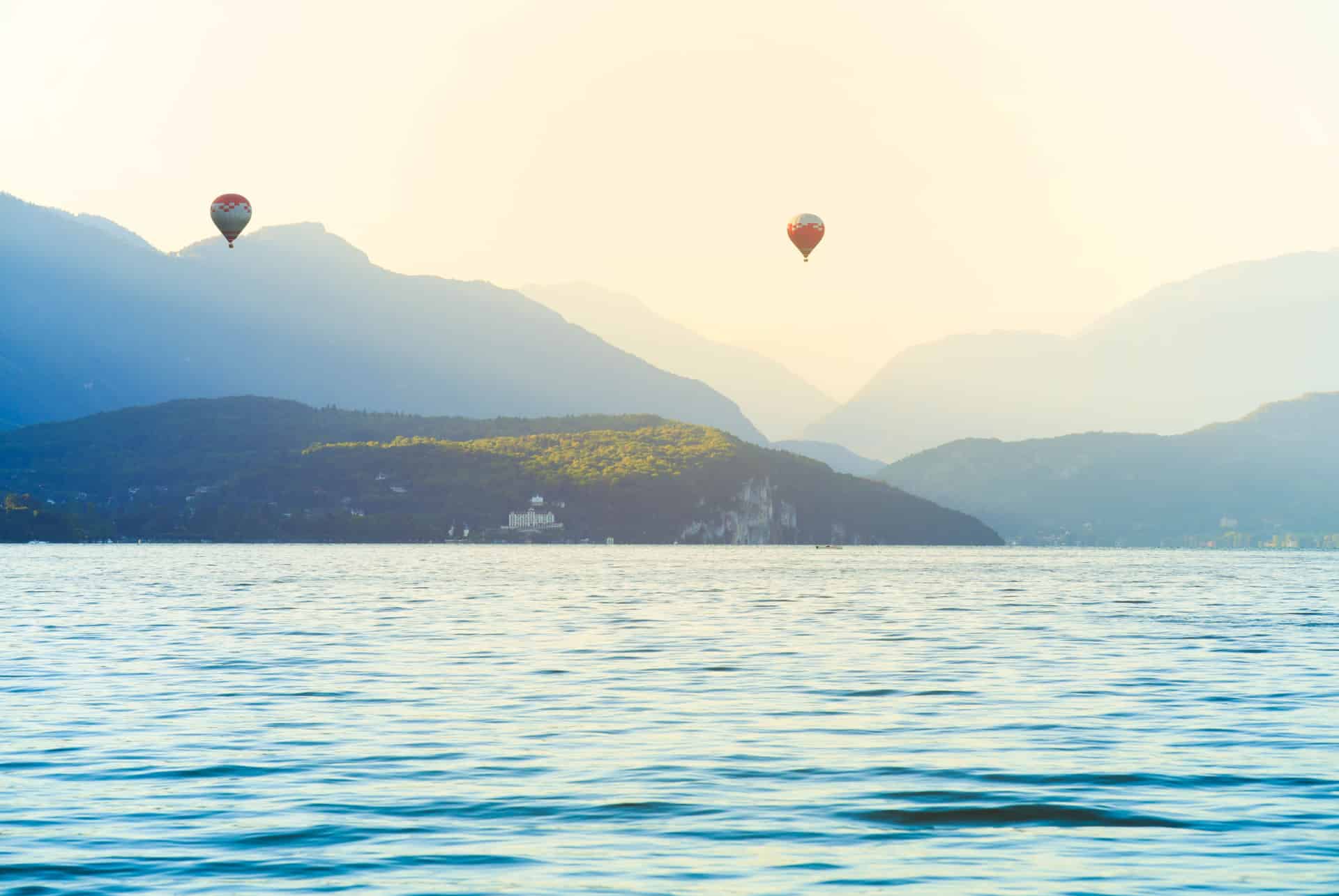 annecy montgolfiere