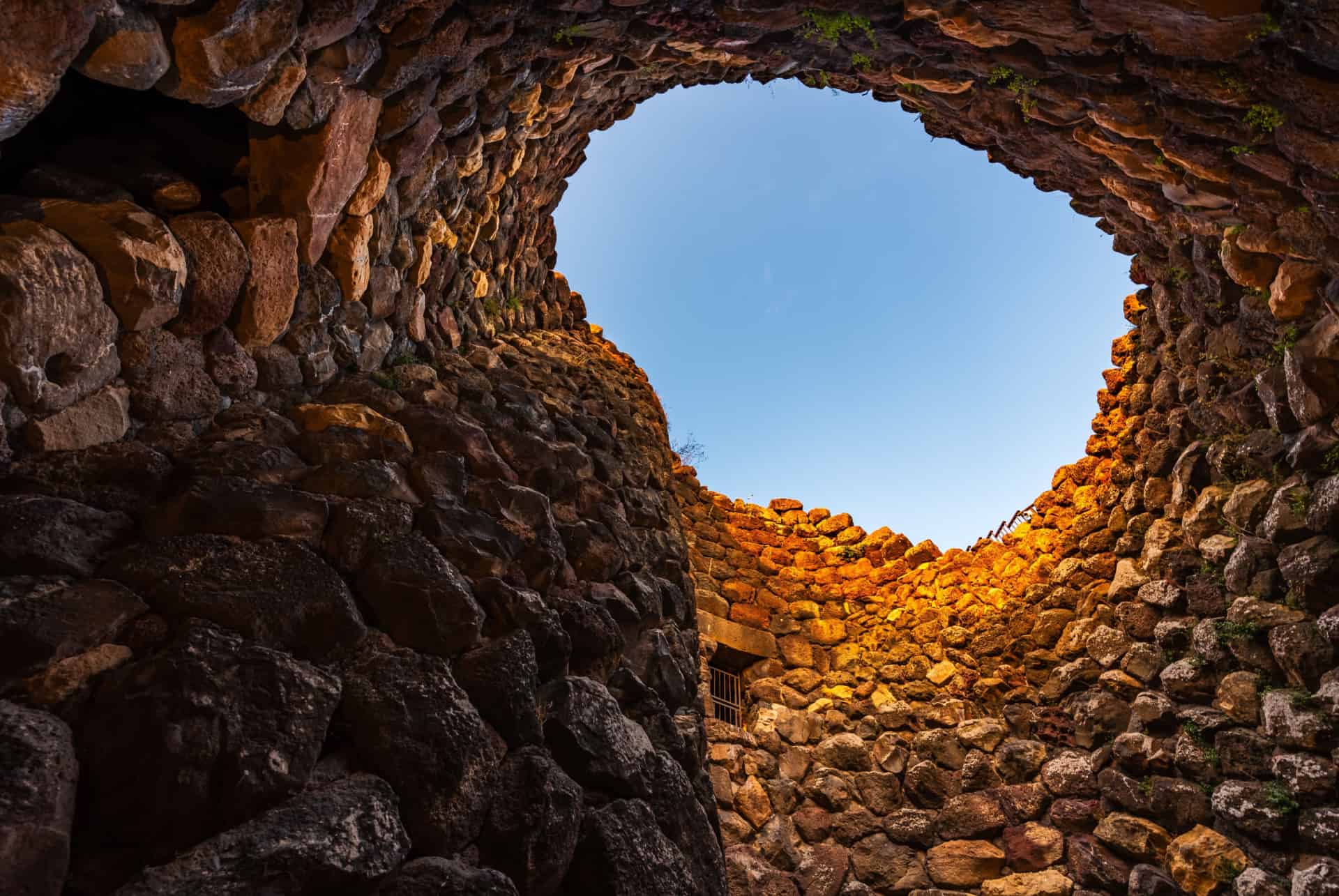 nuraghe sardaigne