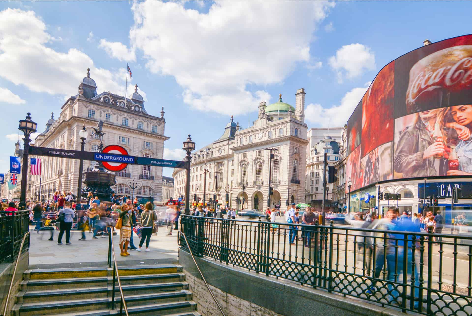 piccadilly circus en septembre londres