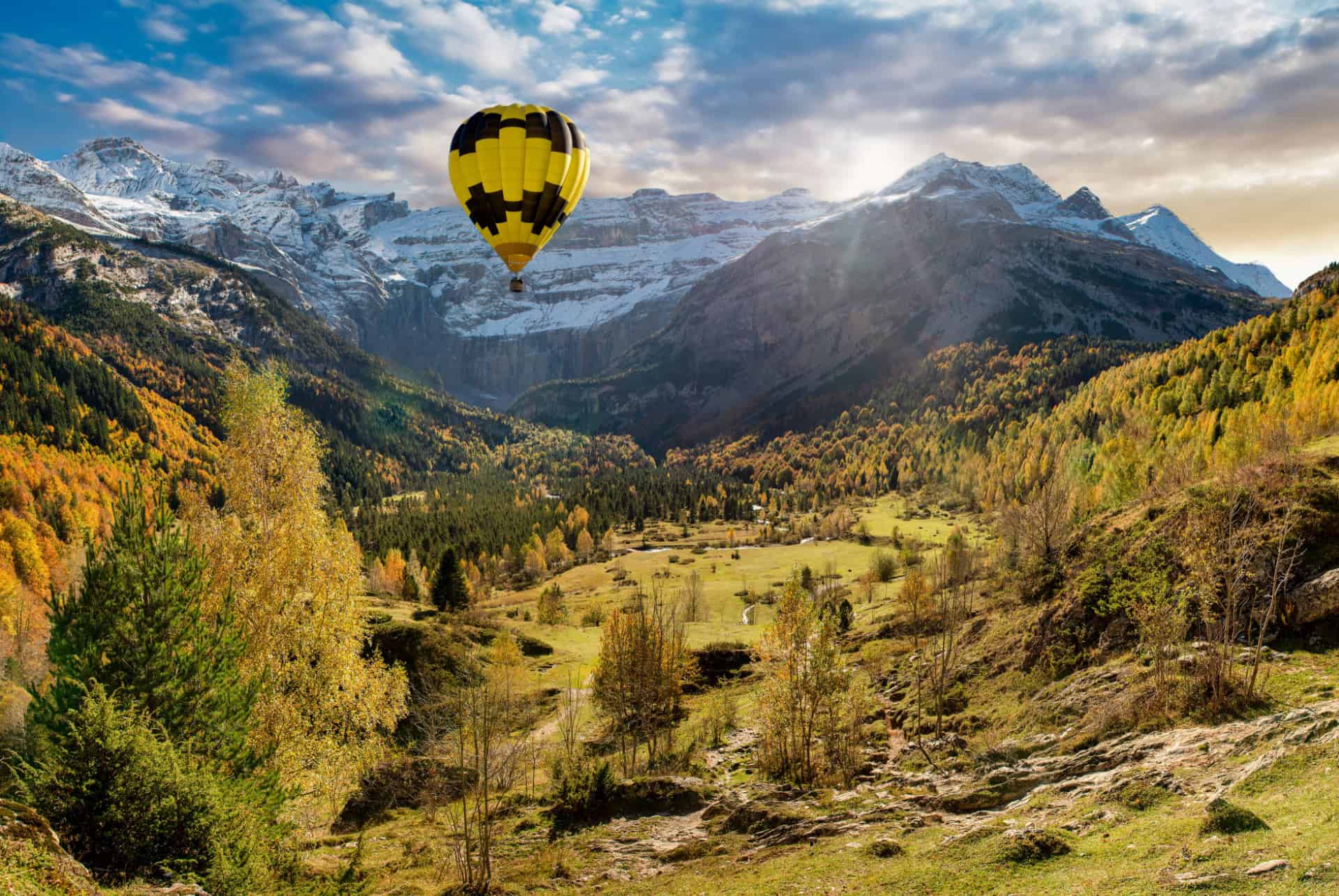 Pyrenees en montgolfiere Pyrenees meilleurs vols montgolfiere france