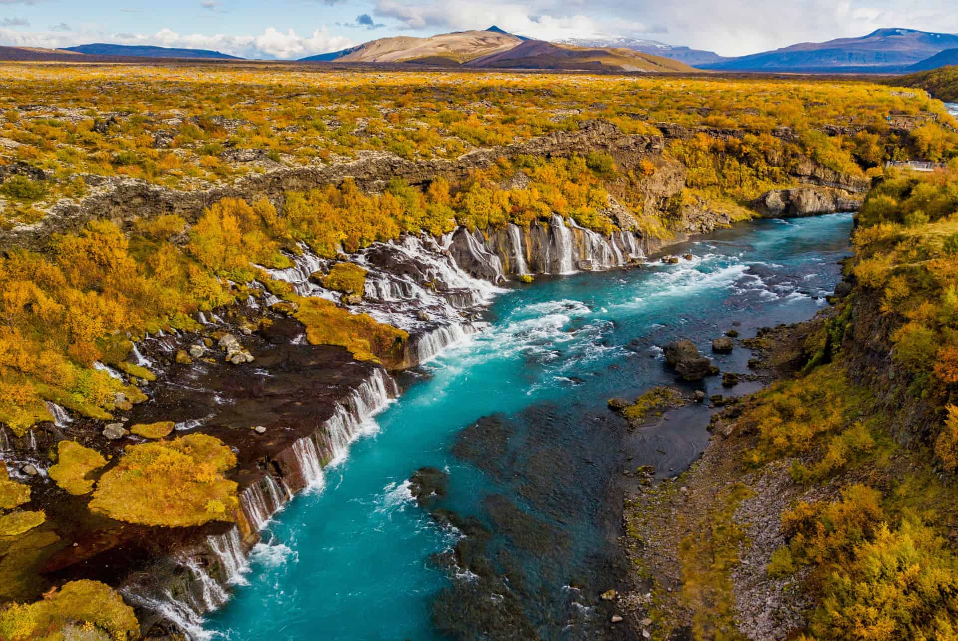 hraunfossar vesturland