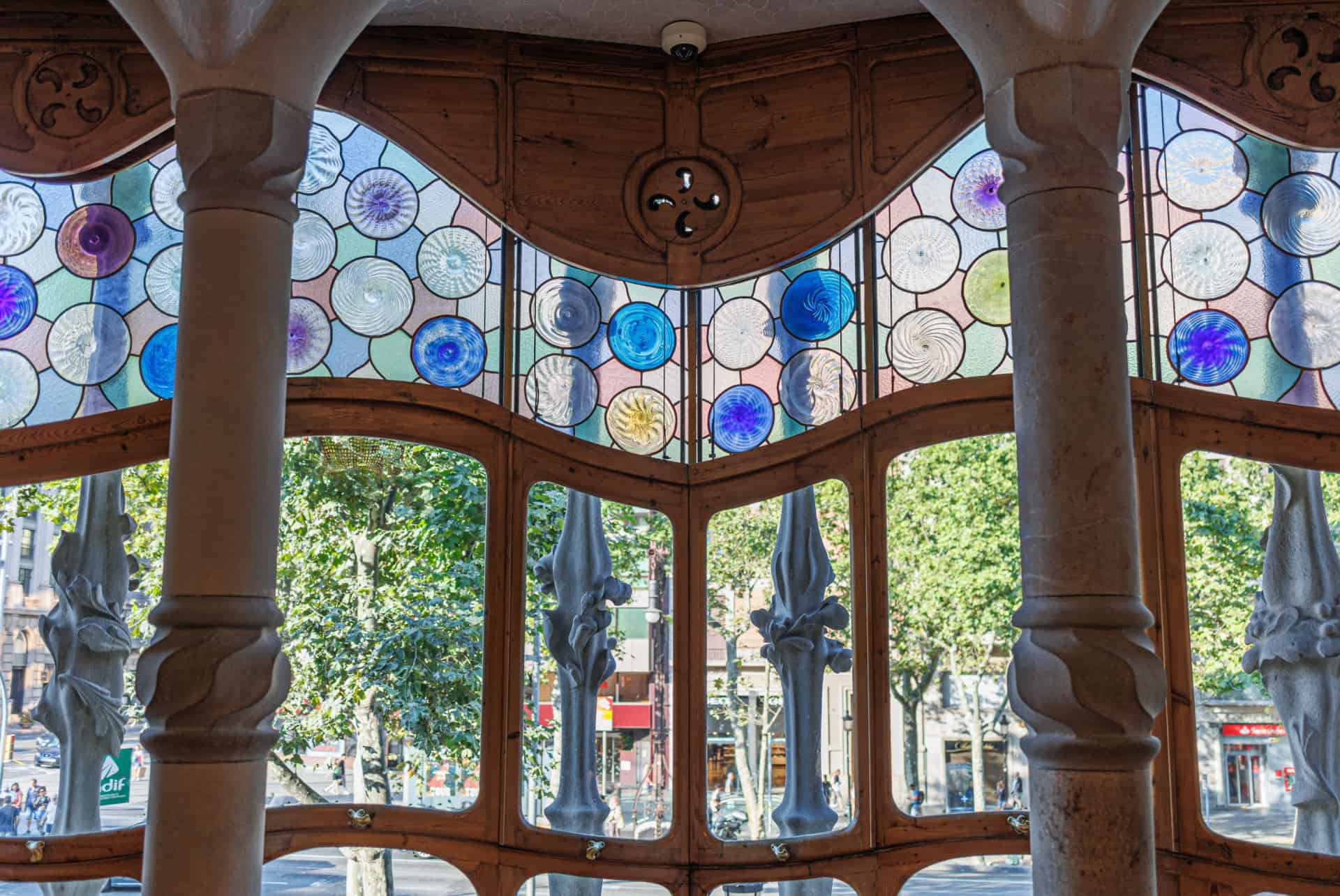 interieur maison gaudi barcelone