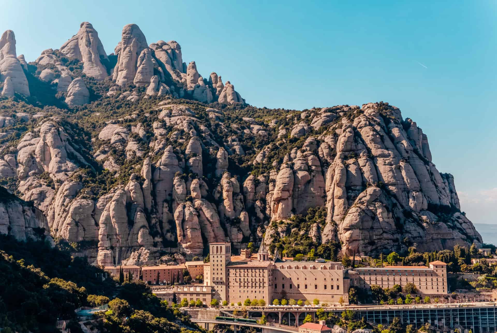 montserrat barcelone mai