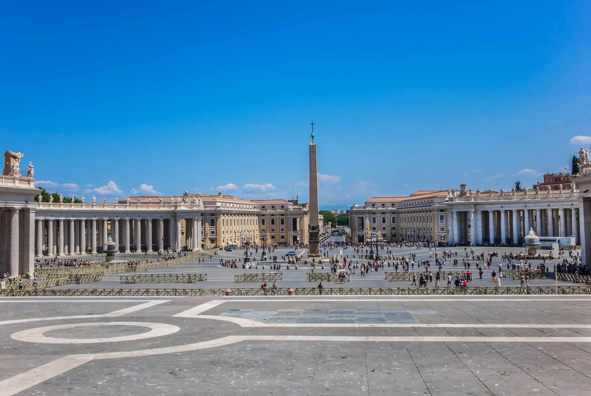 visiter le vatican place saint pierre rome