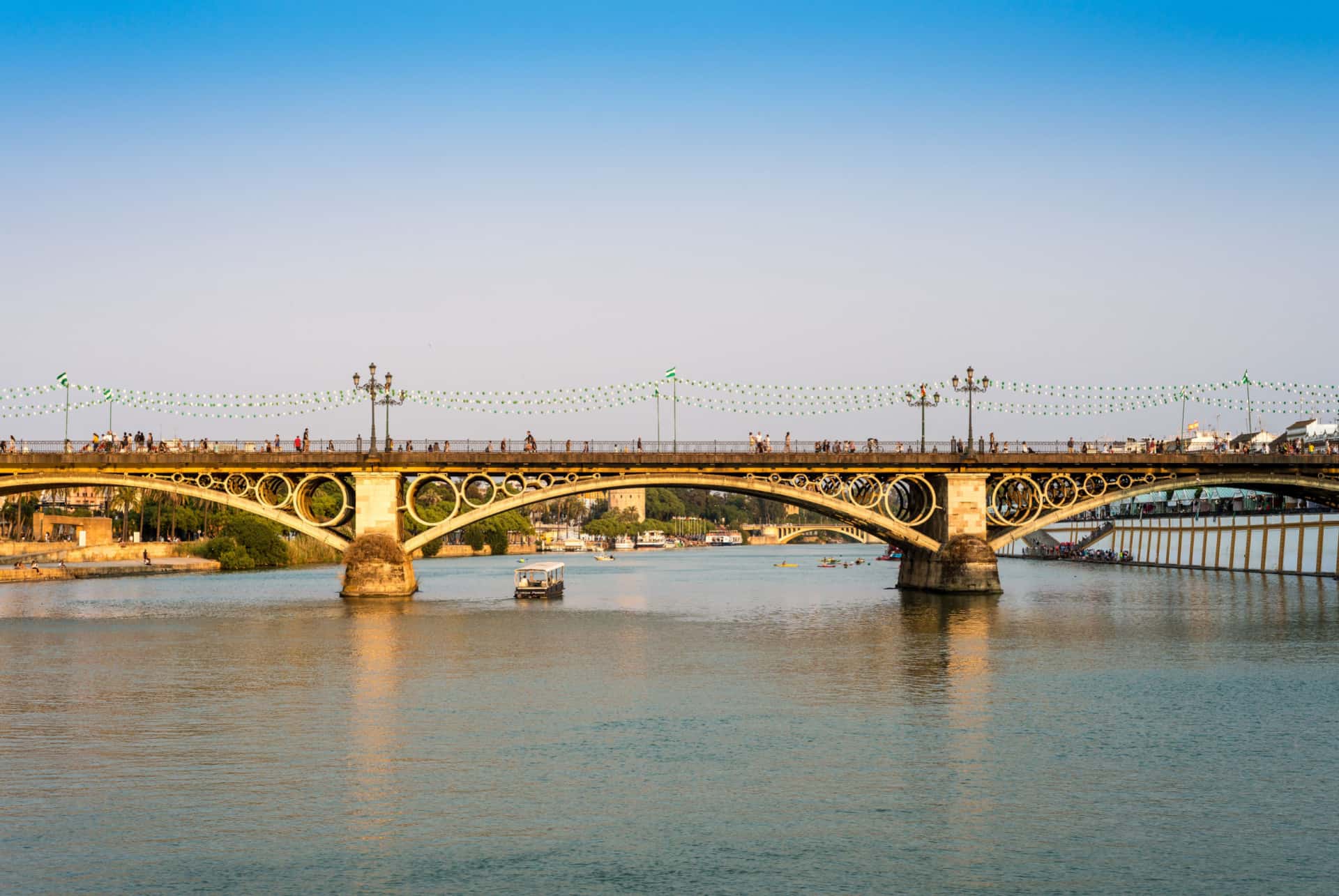 pont de triana seville