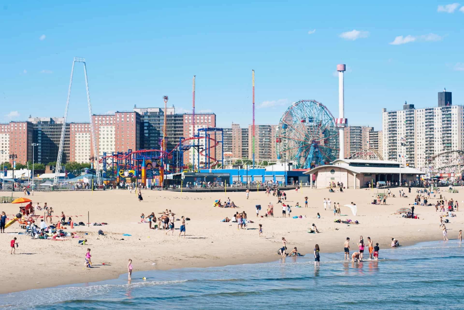 plage coney island new york aout plage coney island new york aout