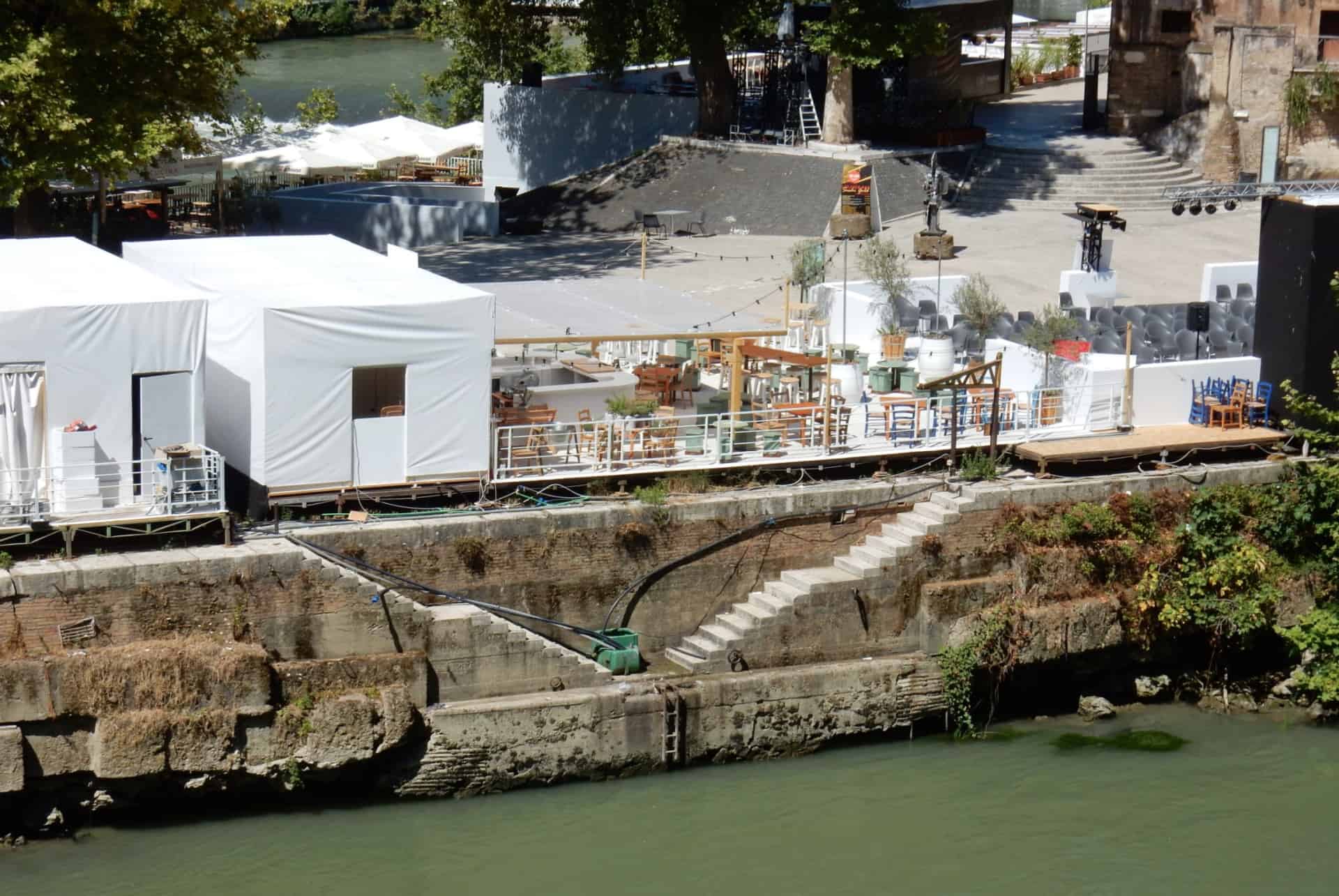 ile tiberine rome en juin ile tiberine rome en juin