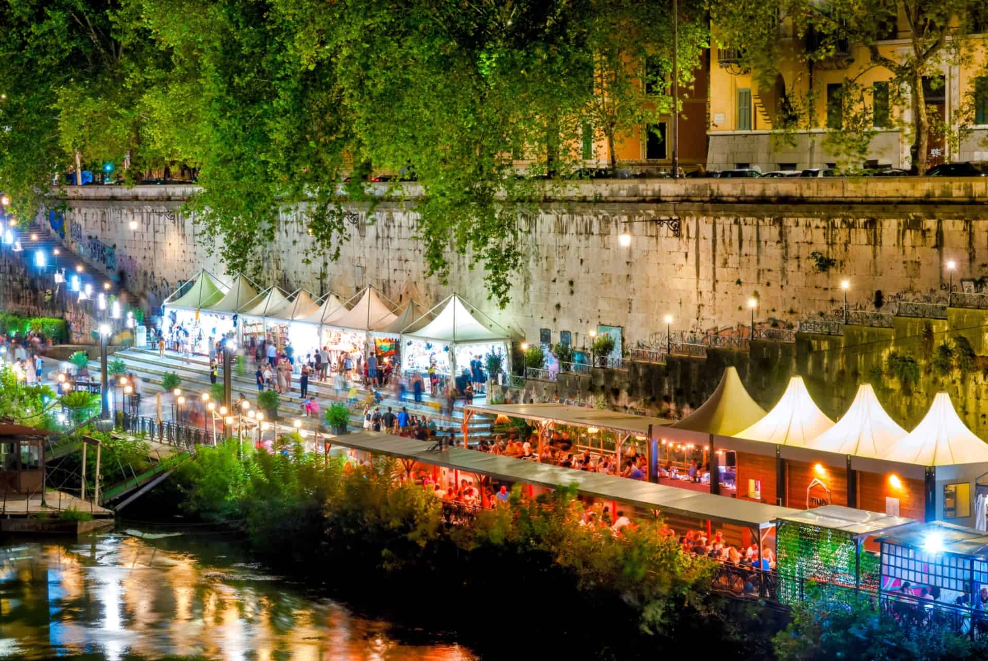 lungo il tevere rome en juin lungo il tevere rome en juin