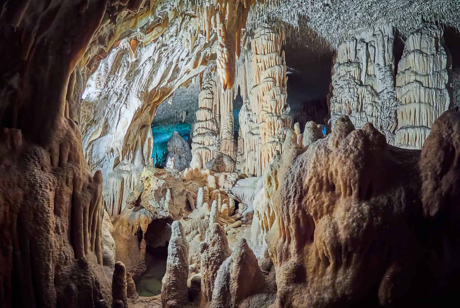 grottes de postojna slovenie grottes de postojna slovenie
