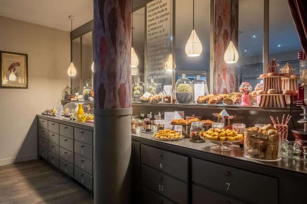 hotel litteraire gustave flaubert buffet hotel litteraire gustave flaubert buffet