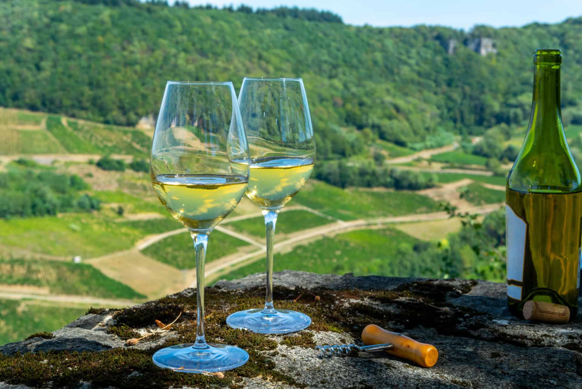 degustation de vin jaune chateau chalon jura degustation de vin jaune chateau chalon jura