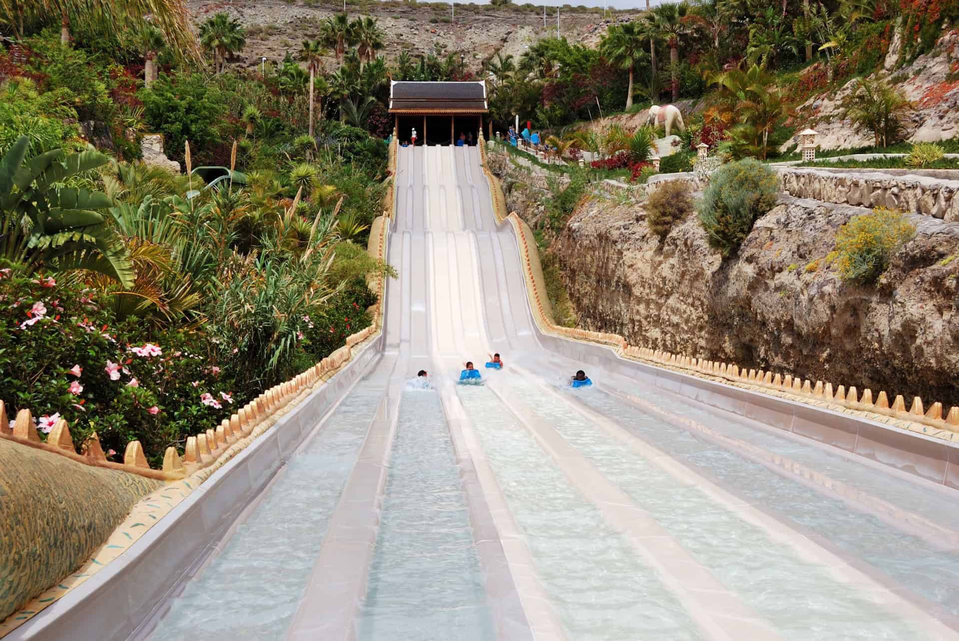 toboggan siam park naga racer