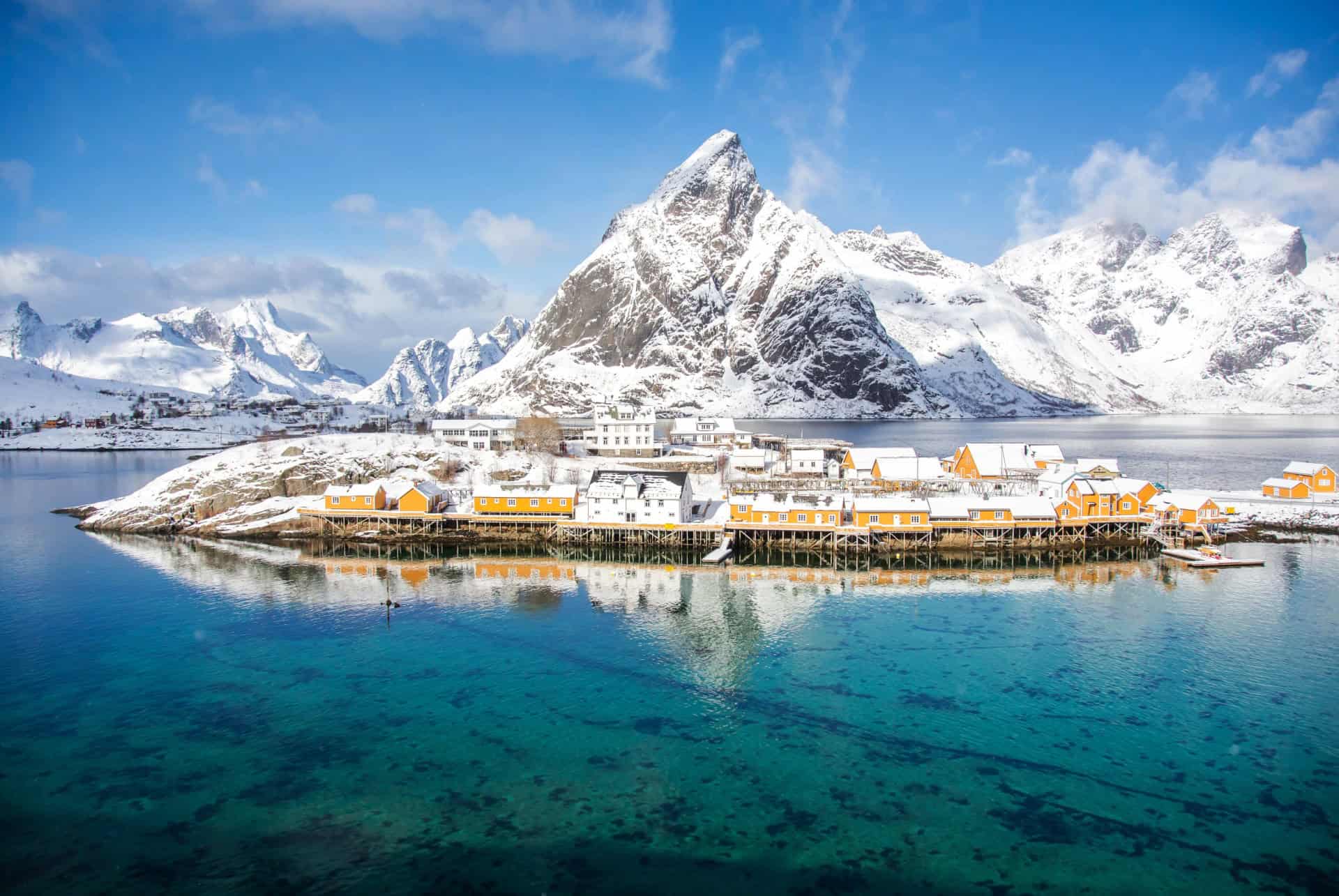 sakrisoy iles lofoten norvege sakrisoy iles lofoten norvege
