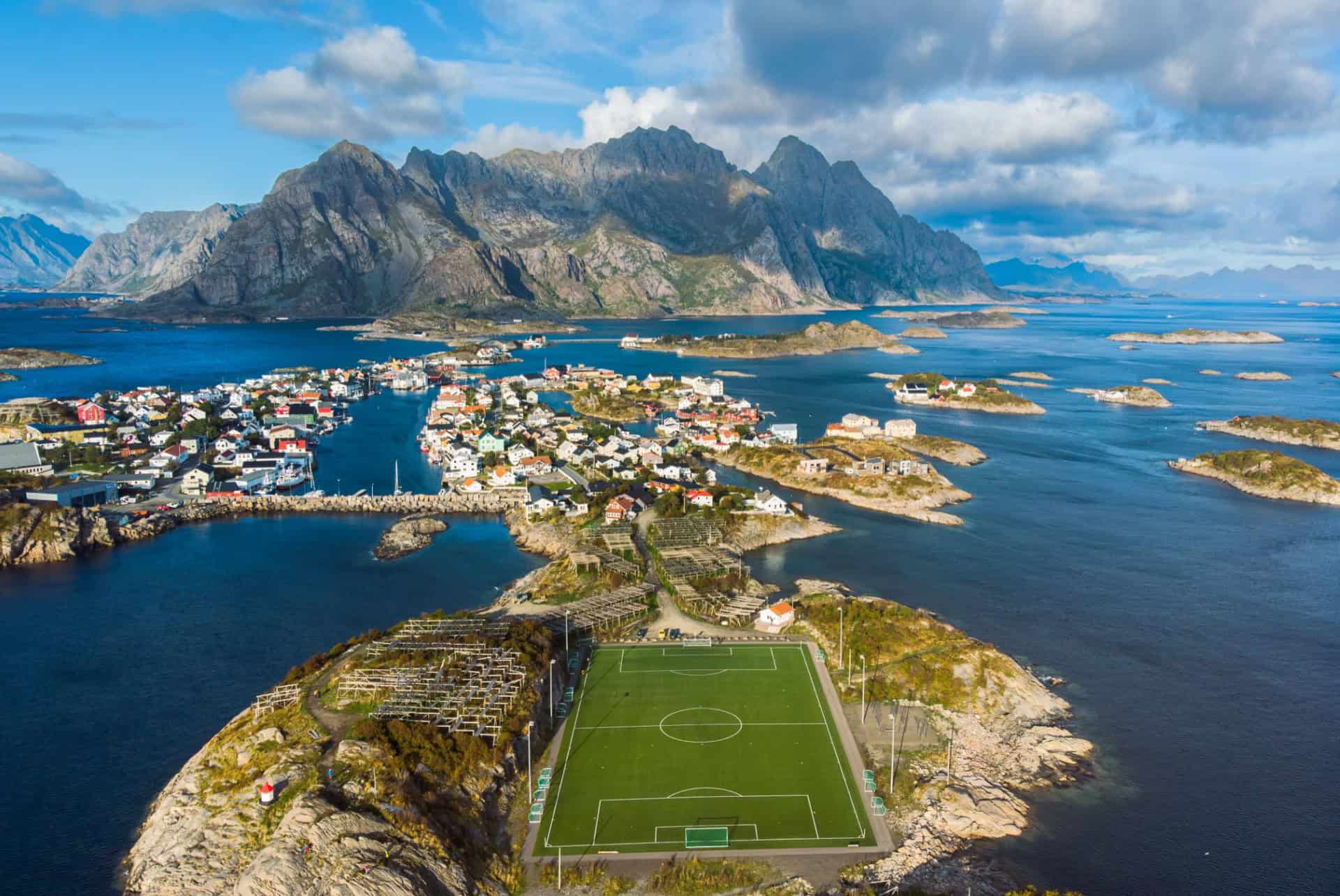 terrain de foot henningsvaer terrain de foot henningsvaer