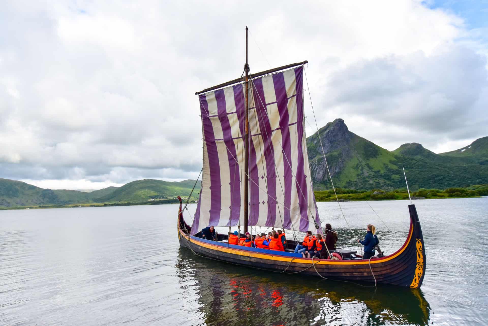bateau viking iles lofoten bateau viking iles lofoten